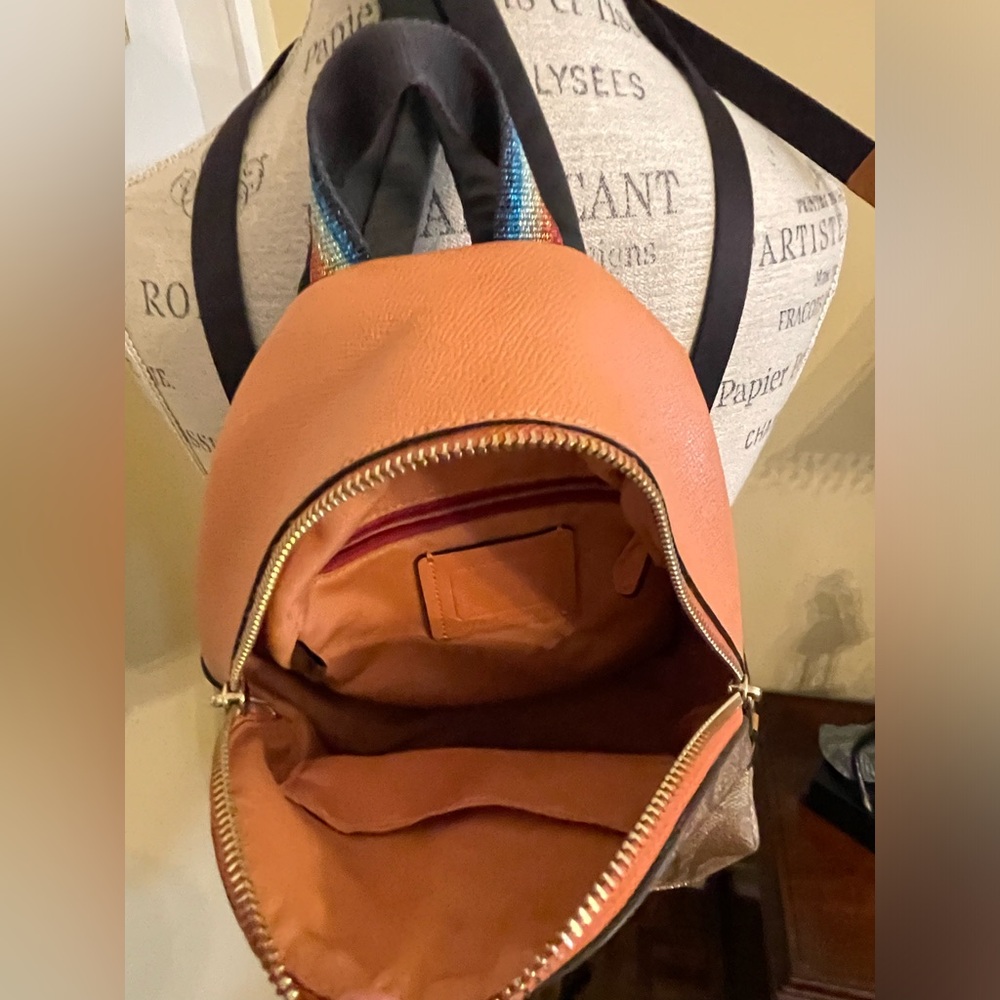 Cute mini backpack - Picture 7 of 11